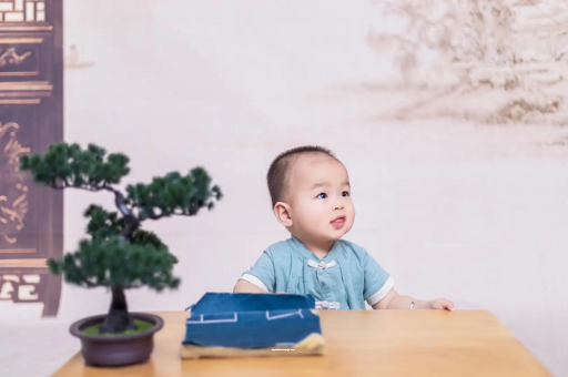 固安满月宝宝放屁臭